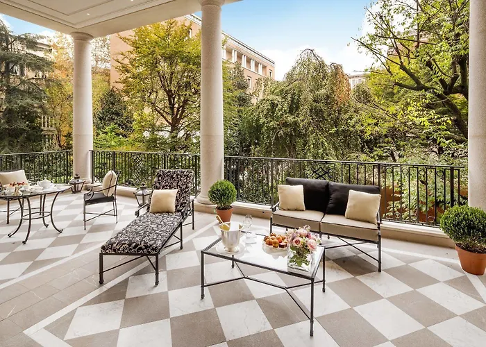 パラッツォ パリジ ホテル＆グランド スパ Lhw 5* ミラノ