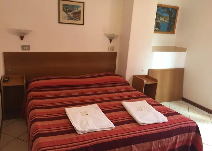 Adelchi Hotel *