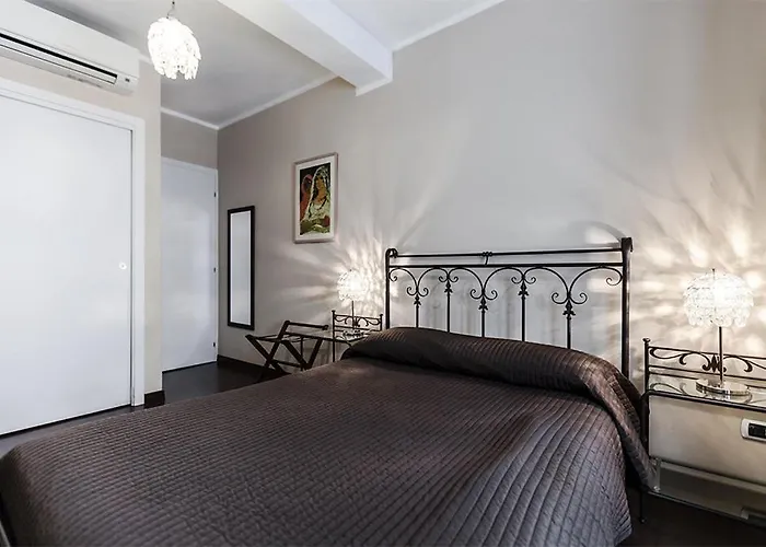 Locami Rooms Castaldi Affittacamere Milano