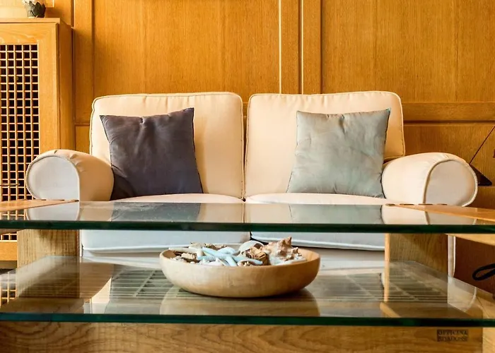 Joivy Charming With Terrace In The Very Heart Of