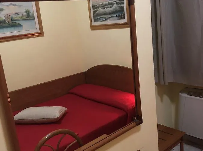 拉卡拉维拉酒店 2* 米兰