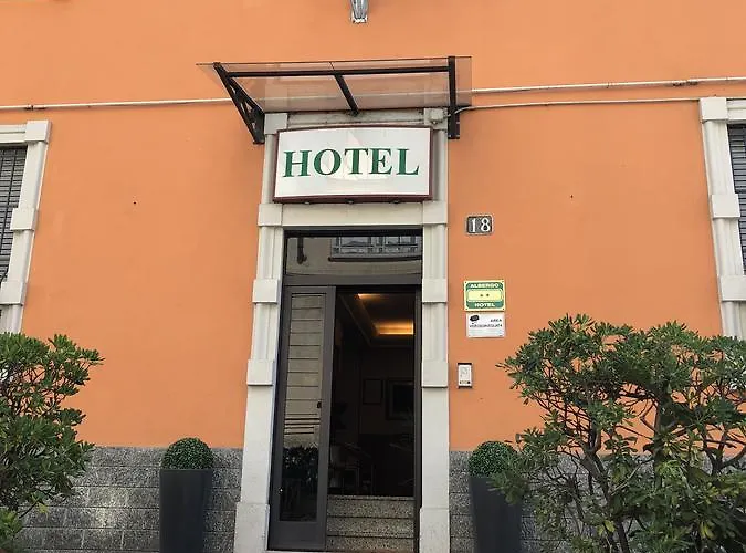 Отель La Caravella 2*