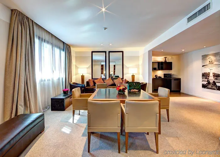 מלון Milan Suite Hotel