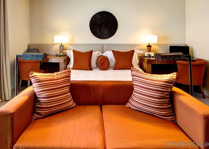 Milan Suite Hotel Отель