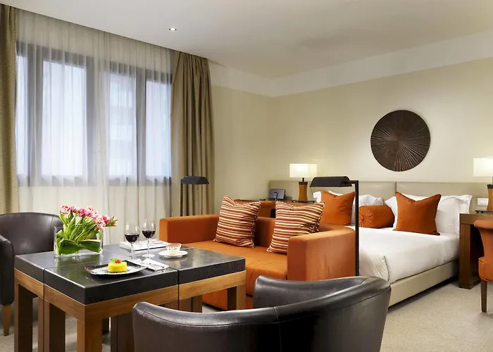 Milan Suite Hotel 4* Милан
