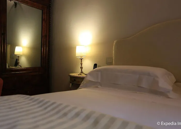 サンタ マルタ スイーツ ホテル 4*