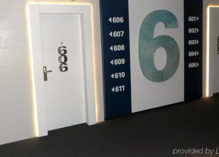 Hotel Smart