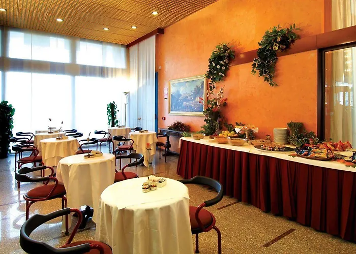 Unaway & Quark Due Milano