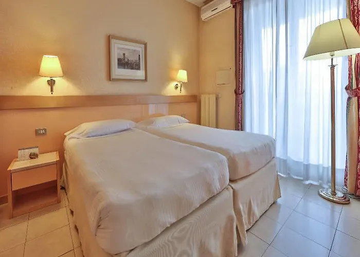 Unaway & Quark Due Milano