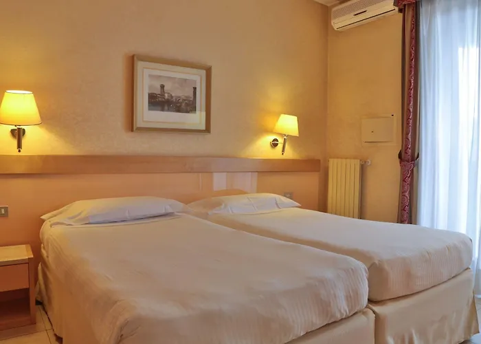 Apart Otel Unaway & Quark Due 4*