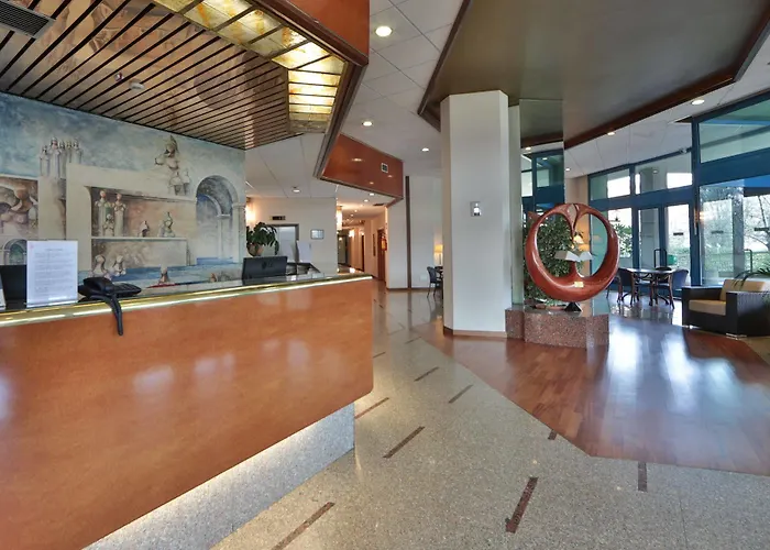 Unaway & Quark Due 4* Milano