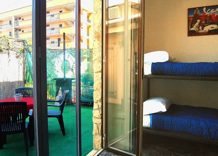 Hostal California *
