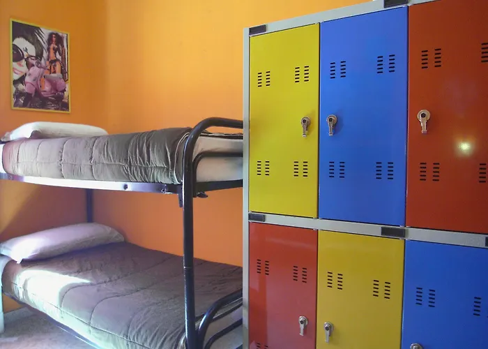 California Hostal Milán