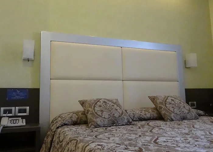 Piacenza Szálloda Milánó