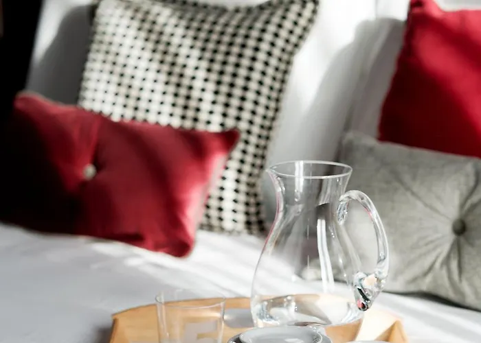 Conti Bed & Breakfast 4*