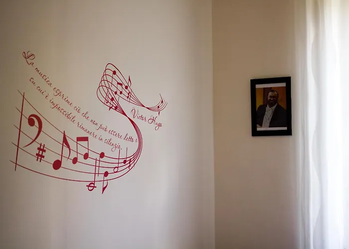 루시 아 산 시로