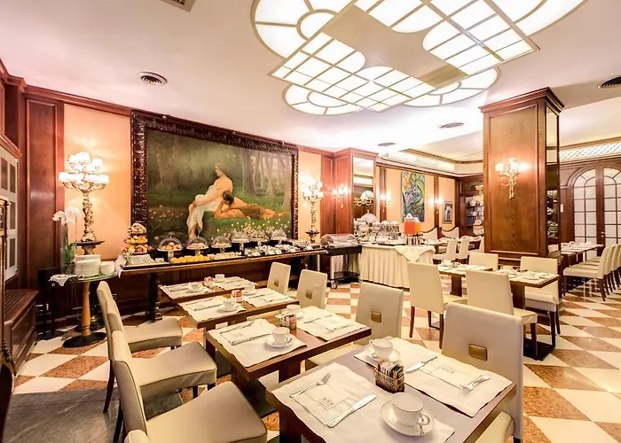 Romana Residencia Hotel 4*