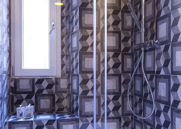 Italianway Easy - Piero Della Francesca 74 * Milano