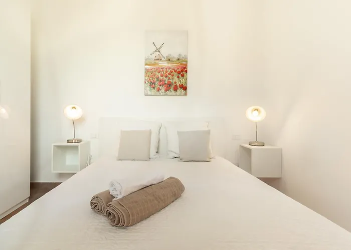 Alessia's Flat - Affori * Milánó