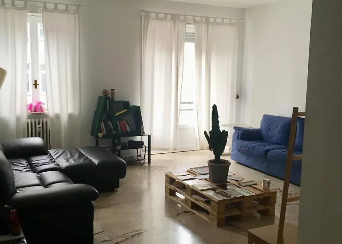 Lotus ベッド・アンド・ブレックファスト 5*