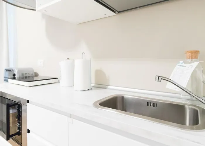 Italianway Easy - De Cristoforis 5 * Milano