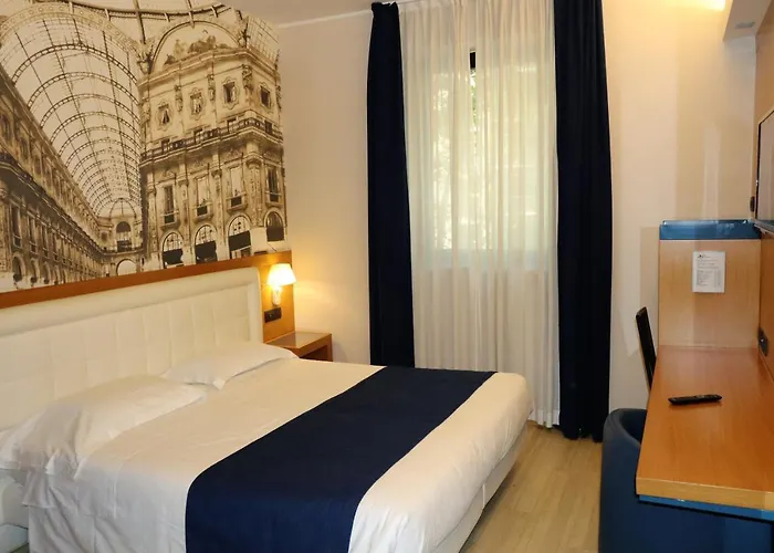 Domenichino 3* Mediolan