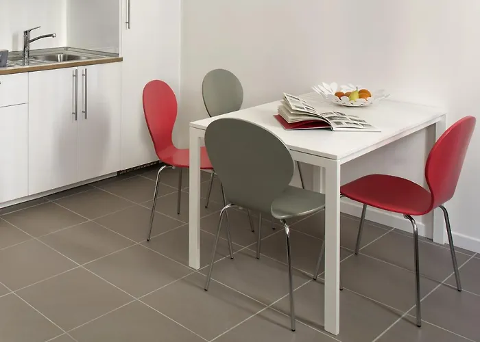 Up To - Residenze * Milaan