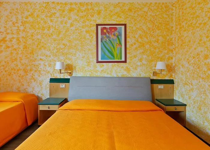 Hotel Ginosi Arizona 3*