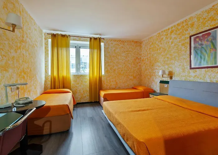 Ginosi Arizona Hotel 3*