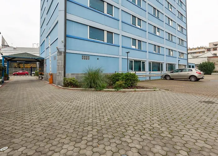 Ginosi Arizona Hotel 3*