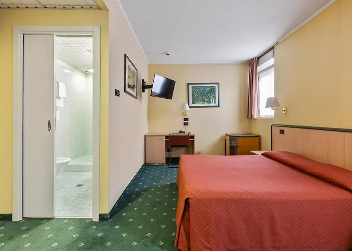 Hotel Ginosi Arizona Milaan