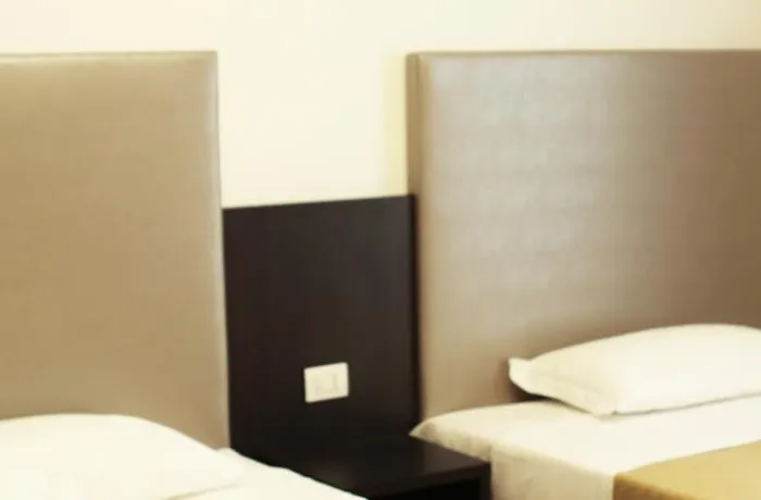 Hostel New Generation Chic Sempione