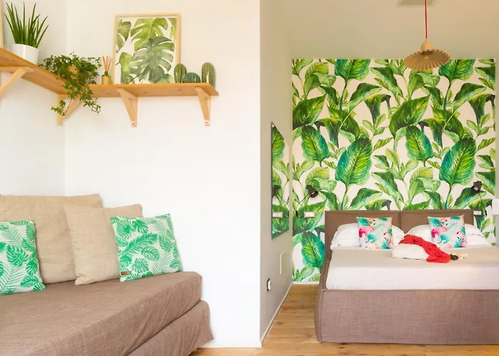 Duomo Views, Light, Jungle-inspired With Terrace דירה *