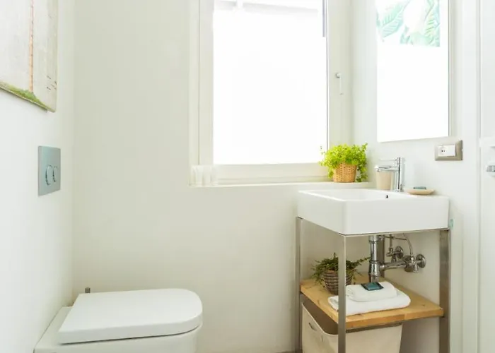 Tropical Micro With Terrace And Duomo Views *