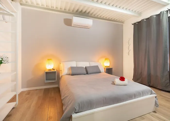 Alessia's Building- Affori Fn アパート ミラノ