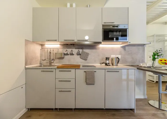 Alessia's Building- Affori Fn アパート