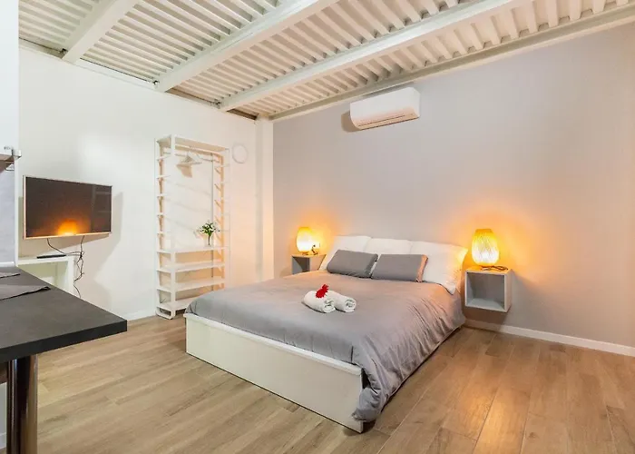 Alessia's Building- Affori Fn *