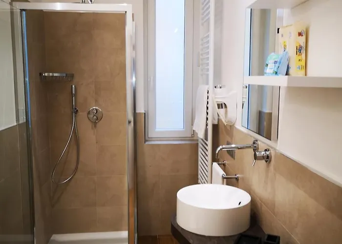 2 Navigli 住宿加早餐酒店 4*