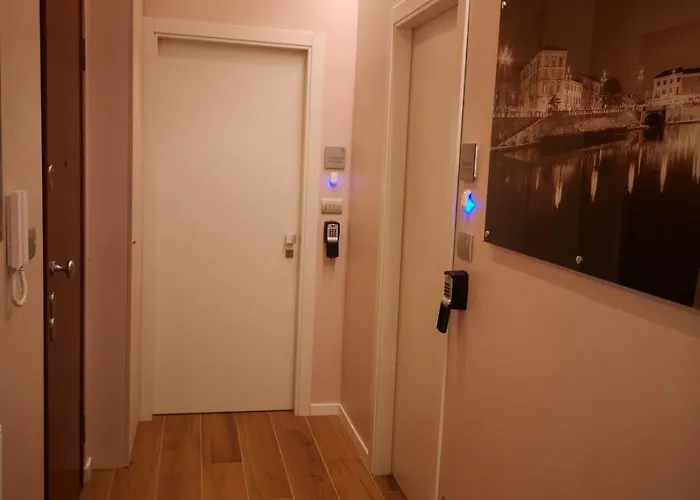 2 Navigli 4* Mediolan