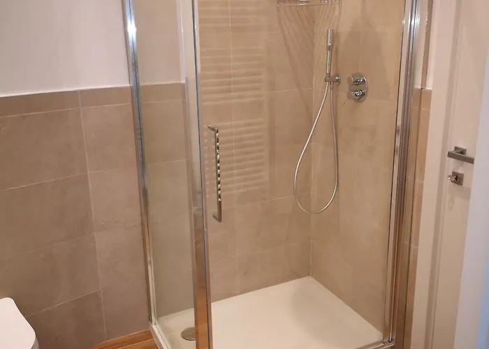 2 Navigli Nocleg ze śniadaniem 4*