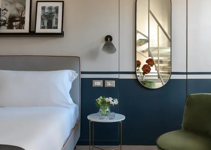 Velvet Grey Boutique 3*