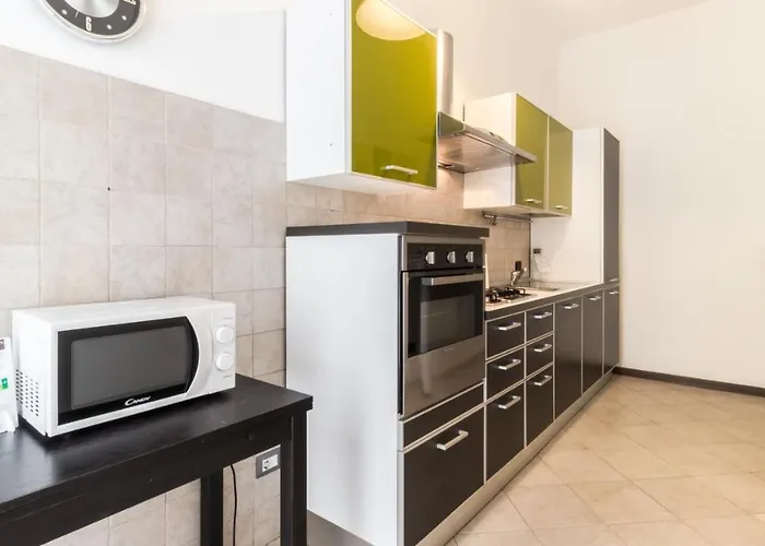 Italianway Easy - Cristoforo Colombo 1 * Milano