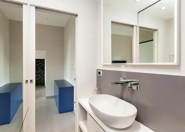 Easyhomes-duomo & アパート *