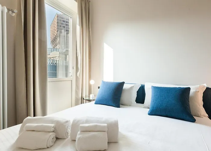 Easyhomes-duomo & ミラノ