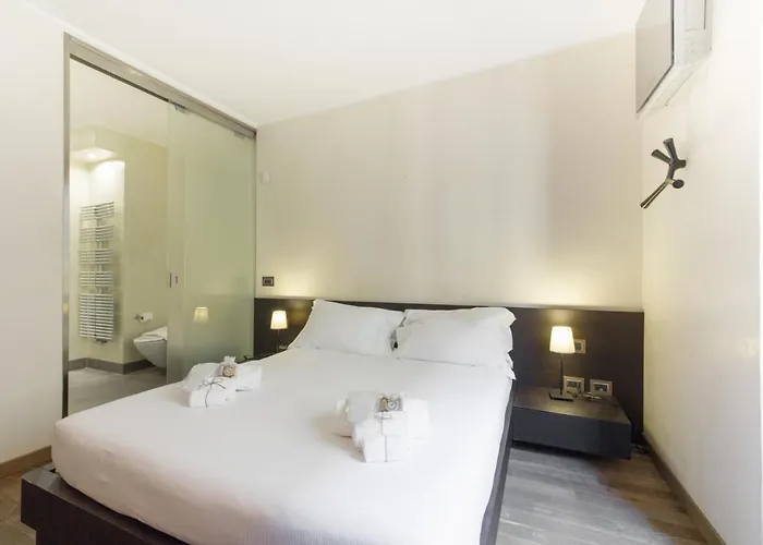 Stylish In Fashion District - Corso Venezia Apartmán Milán