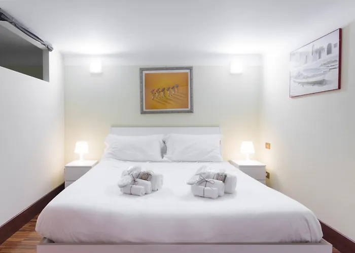 Loft In Navigli District With Jacuzzi & Sauna - Papiniano Apartament Mediolan