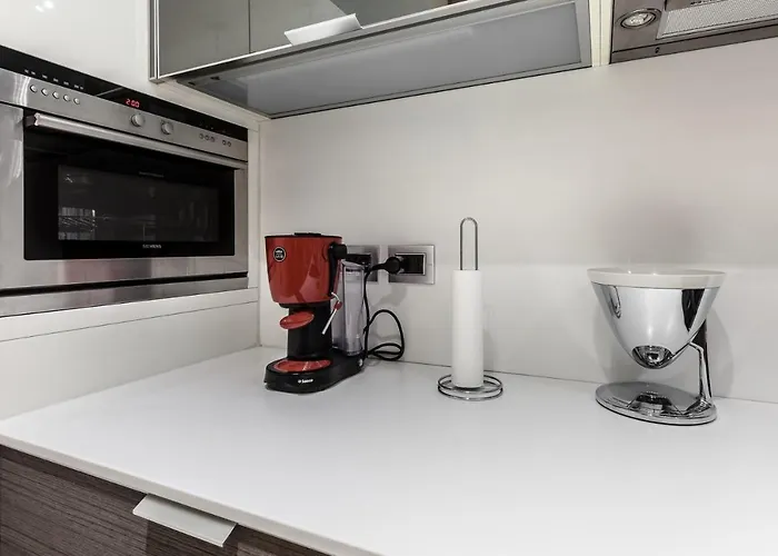 Stylish In Fashion District - Corso Venezia Apartmán