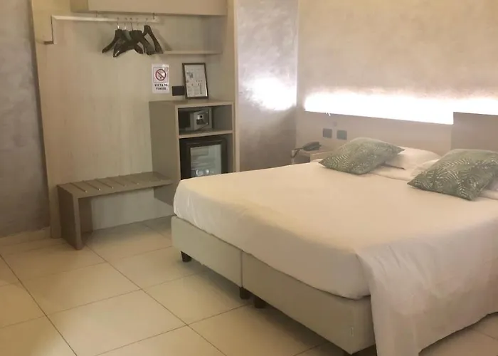 伯尔扎诺酒店 米兰