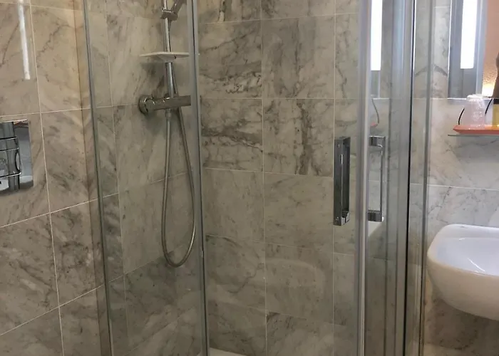 伯尔扎诺酒店 米兰