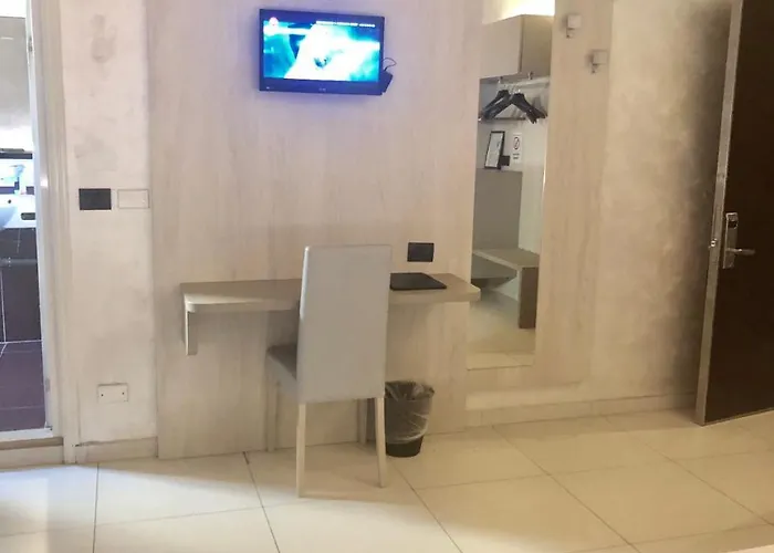 伯尔扎诺酒店 酒店 米兰